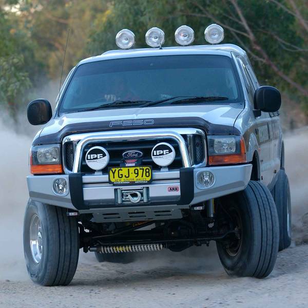 ARB - ARB Sahara Deluxe Bumper - 3936030 - Image 1