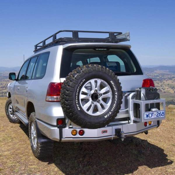 ARB - ARB Rear Bar 200 Series Blk 2007 To 10/15 (Fit Kit NOT Included) | 5615010 - Image 1