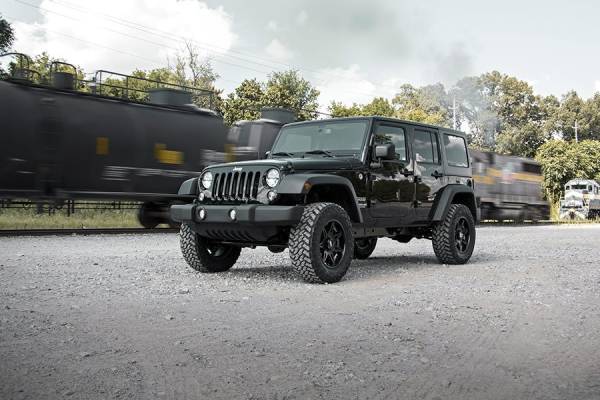Rough Country - 2.5 Inch Lift Kit - Coils - M1 - Jeep Wrangler Unlimited 2WD/4WD (2007-2018) | 67940 - Image 1