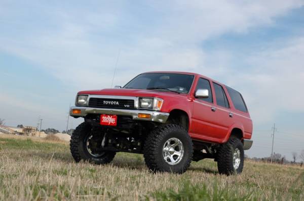 Rough Country - Rough Country - 4-5 Inch Lift Kit - Toyota 4Runner 4WD (1990-1995) | 736.20 - Image 1