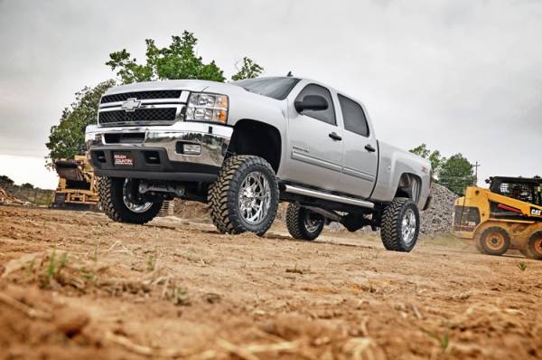 Rough Country - Rough Country - 7.5 Inch Lift Kit - NTD - M1 - Chevy/GMC 2500HD/3500HD (11-19) | 25340 - Image 1
