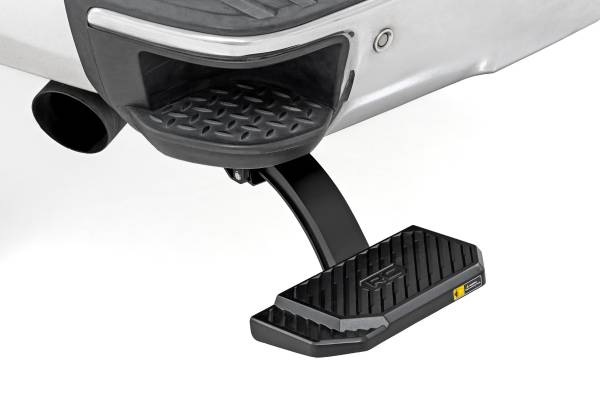 Rough Country - Rough Country - Retractable Bed Step - Manual Pull - Chevy/GMC 1500 (14-18 & Classic) | PW050052 - Image 1