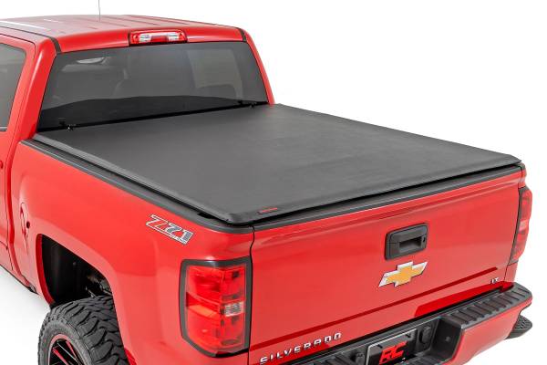 Rough Country - Rough Country - Soft Roll Up Bed Cover - 5'9 in. Bed - Chevy/GMC 1500 (14-18 & Classic) | 42119551 - Image 1