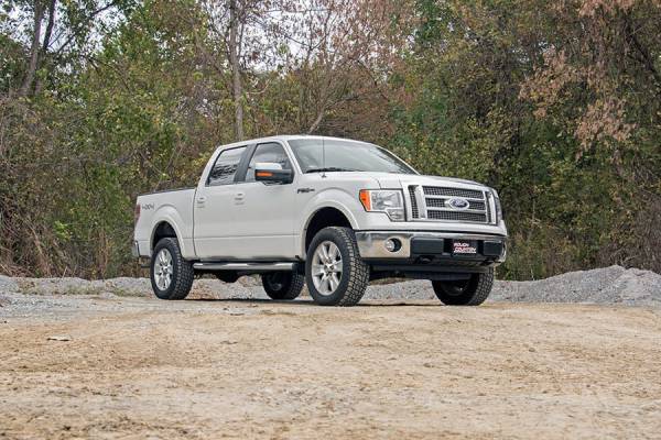 Rough Country - Rough Country - 2 Inch Lift Kit - M1 Struts/M1 - Ford F-150 4WD (2009-2013) | 56840 - Image 1