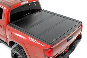 Rough Country - Rough Country Hard Tri-Fold Tonneau Bed Cover  -  47420500 - Image 4