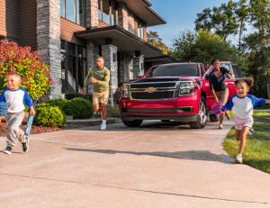 Husky Liners 15-20 Chevrolet Tahoe/Suburban Aeroskin Hood Protector - Smoke | 2842066 - Image 2