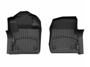 WeatherTech 2017+ Ford F-250/F-350/F-450/F-550 Front FloorLiner - Black (fits 4x4 Floor Shifter) | 4410541