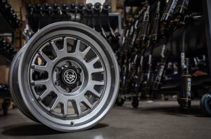 ICON - ICON Anza 17x8.5 6x5.5 0mm Offset 4.75in BS 106.1mm Hub Bore Gun Metal Wheel | 8217858347GM - Image 3