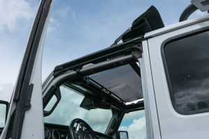 Bestop - SunScreen - Jeep '18-26 Wrangler JL; '20-26 Gladiator (For Sunrider for Hardtop) | 52407-11 - Image 2