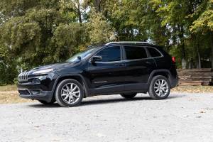 Rough Country - Rough Country - LED Light Kit - Ditch Mount - Black Series Round - 3.5 Inch - Amber DRL - Jeep Cherokee KL (14-21) | 70083 - Image 4