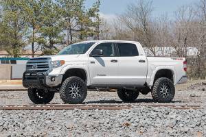 Rough Country - Rough Country - 6 Inch Lift Kit - M1 Struts/M1 - Toyota Tundra 4WD (2016-2021) | 75240 - Image 4
