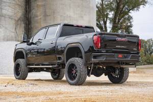 Rough Country - 7 Inch Lift Kit - NTD - M1 - w/ Overloads - Chevy/GMC 2500HD/3500HD (20-25) | 111140