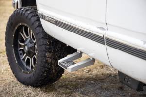 Rough Country - Single Hoop Step - Universal - Alum - Pair - Multiple Makes & Models (Chevy/Ford/GMC/Ram) | 117510