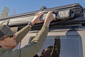 Rough Country - Rough Country - Retractable Roof Rack Awning - 6'6 in. x 9'8 in. (Fits Trucks & SUVs) | 99081 - Image 5