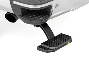 Rough Country - Retractable Bed Step - Manual Pull - Chevy/GMC 1500 (14-18 & Classic) | PW050052
