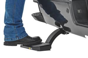 Rough Country - Retractable Bed Step - Manual Pull - Chevy/GMC 2500HD/3500HD (15-19) - PW059391