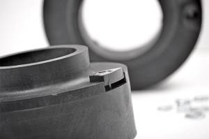 Rough Country - 2.5 Inch Leveling Kit - Ram 2500 (10-13)/3500 (10-12) 4WD | 374 - Image 3