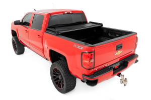 Rough Country - Rough Country - Soft Tri-Fold Bed Cover - 5'9 in. Bed - Chevy/GMC 1500 (14-18 & Classic) | 41214550A - Image 4