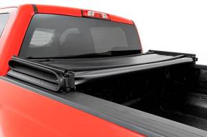 Rough Country - Rough Country - Soft Tri-Fold Bed Cover - 5'9 in. Bed - Chevy/GMC 1500 (14-18 & Classic) | 41214550A - Image 5