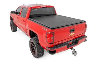 Rough Country - Rough Country - Soft Roll Up Bed Cover - 5'9 in. Bed - Chevy/GMC 1500 (14-18 & Classic) | 42119551 - Image 2