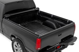 Rough Country - Rough Country - Soft Roll Up Bed Cover - 6'7 in. Bed - Chevy/GMC 1500 (00-06 & Classic) | 42288650 - Image 2