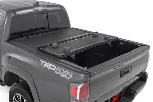 Rough Country - Hard Low Profile Bed Cover - 5' Bed - Toyota Tacoma 2WD/4WD (2016-2023) | 47420500B - Image 2