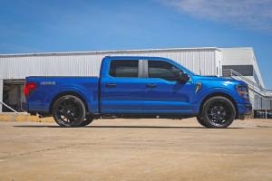 Rough Country - Rough Country - 2 Inch Lowering Kit - 4 Inch Rear Lowering - M1 - Ford F150 (2015-2025) - 47540 - Image 4