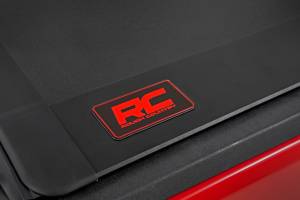 Rough Country - Hard Tri-Fold Flip Up Bed Cover - 5' Bed - Jeep Gladiator JT 4WD (2020-2025) | 49620500 - Image 4