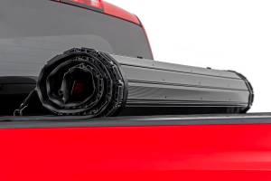Rough Country - Rough Country - Hard Roll Up Bed Cover - 5'9 in. Bed - Chevy/GMC 1500 (14-18 & Classic) | 50214550 - Image 4
