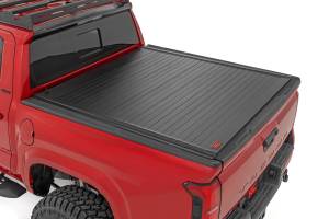 Rough Country - Hard Roll Up Bed Cover - 5' Bed - Toyota Tacoma 2WD/4WD (2024-2025) | 50415551