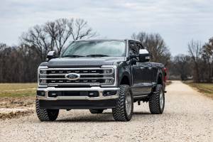 Rough Country - Rough Country - 2 Inch Leveling Kit - Track Bar Bracket - Ford F-250/F-350 Super Duty (17-25) | 51017 - Image 4