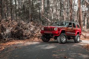 Rough Country - Rough Country - 4.5 Inch Lift Kit - RR springs - Jeep Cherokee XJ 2WD/4WD (1984-2001) | 633N2 - Image 3